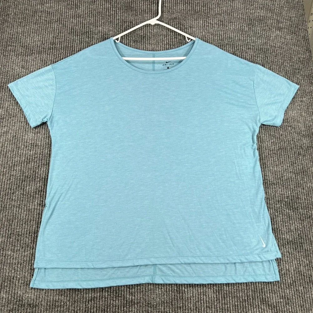 Nike Shirt Womens Size 1X Blue Short Sleeve Crew Yoga Training Workout Casual